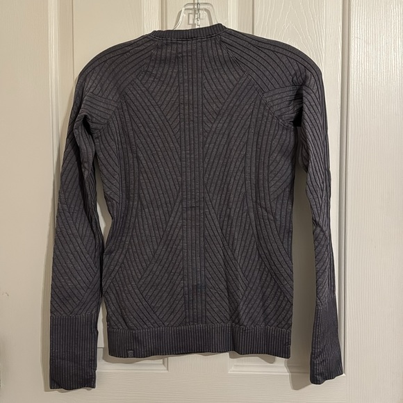 Rest Less Pullover - Picture 2 of 4